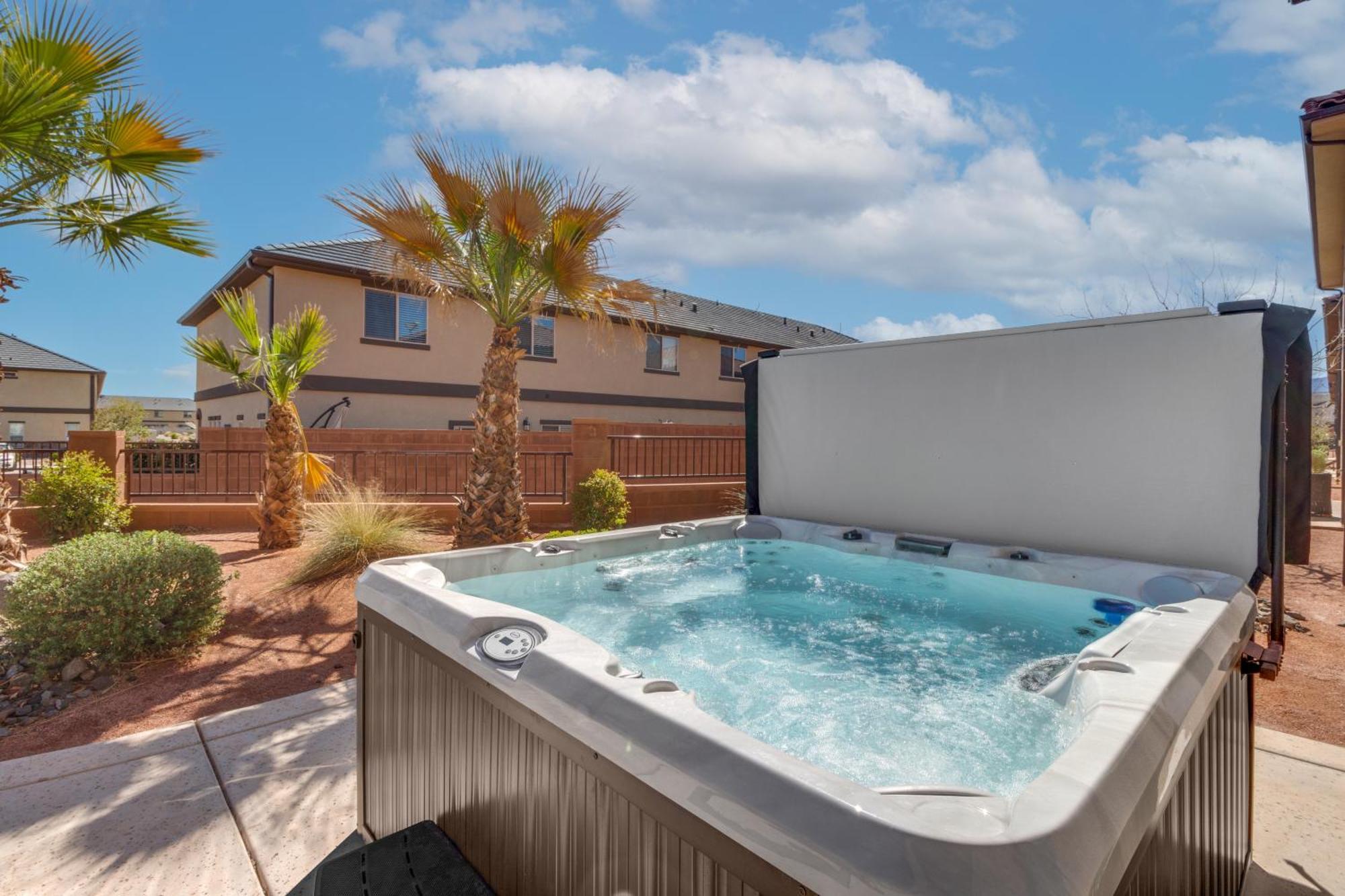 Pv 99 Private Hot Tub, Ping Pong Table, Xbox X Series And Resort Amenities Santa Clara エクステリア 写真