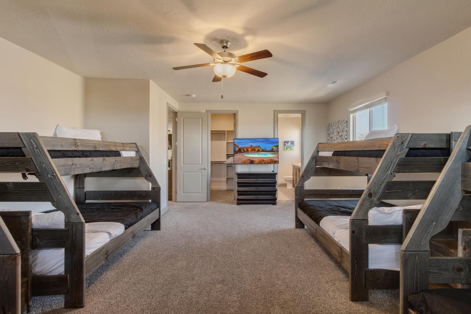 Pv 99 Private Hot Tub, Ping Pong Table, Xbox X Series And Resort Amenities Santa Clara エクステリア 写真