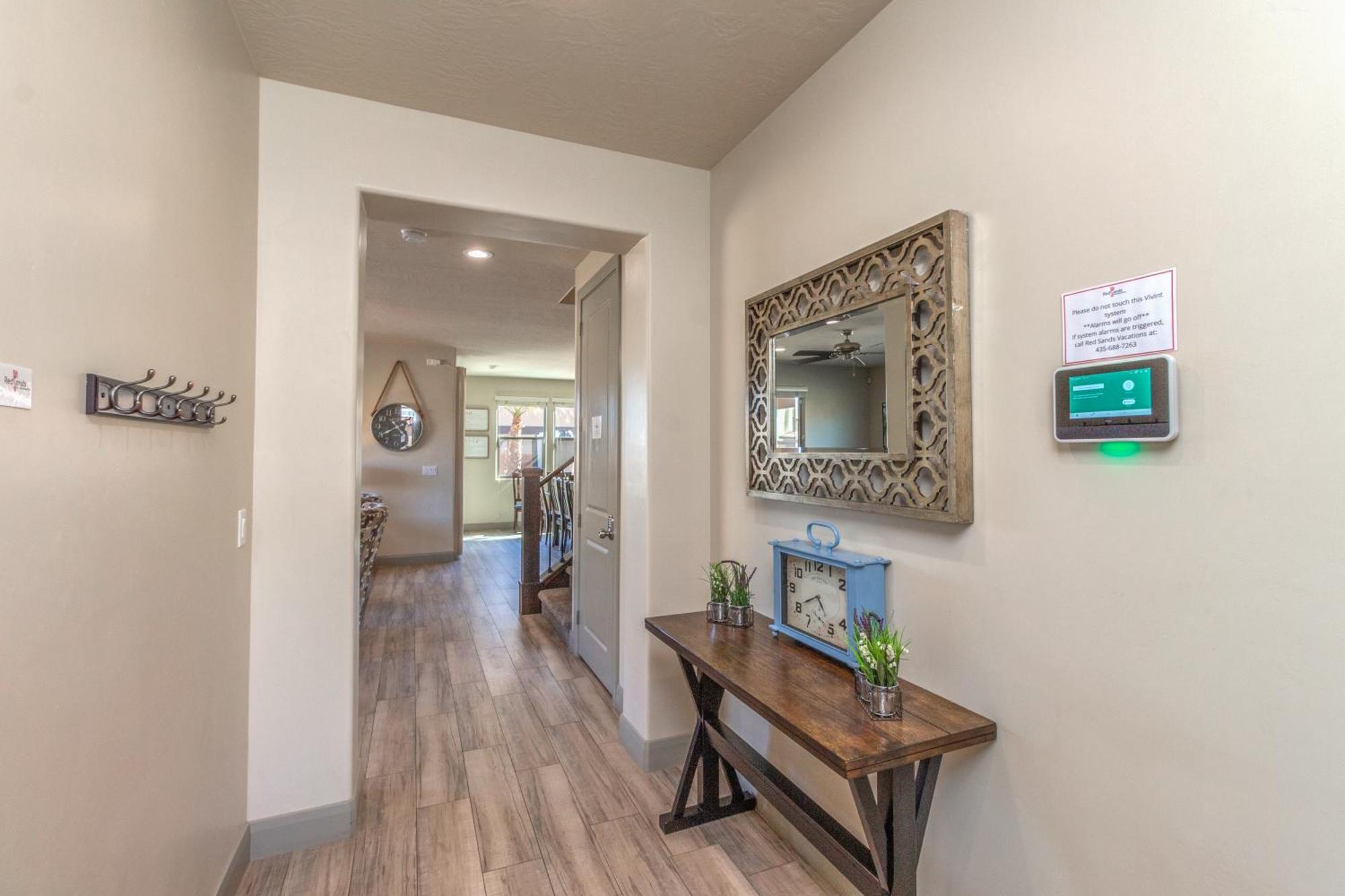 Pv 99 Private Hot Tub, Ping Pong Table, Xbox X Series And Resort Amenities Santa Clara エクステリア 写真